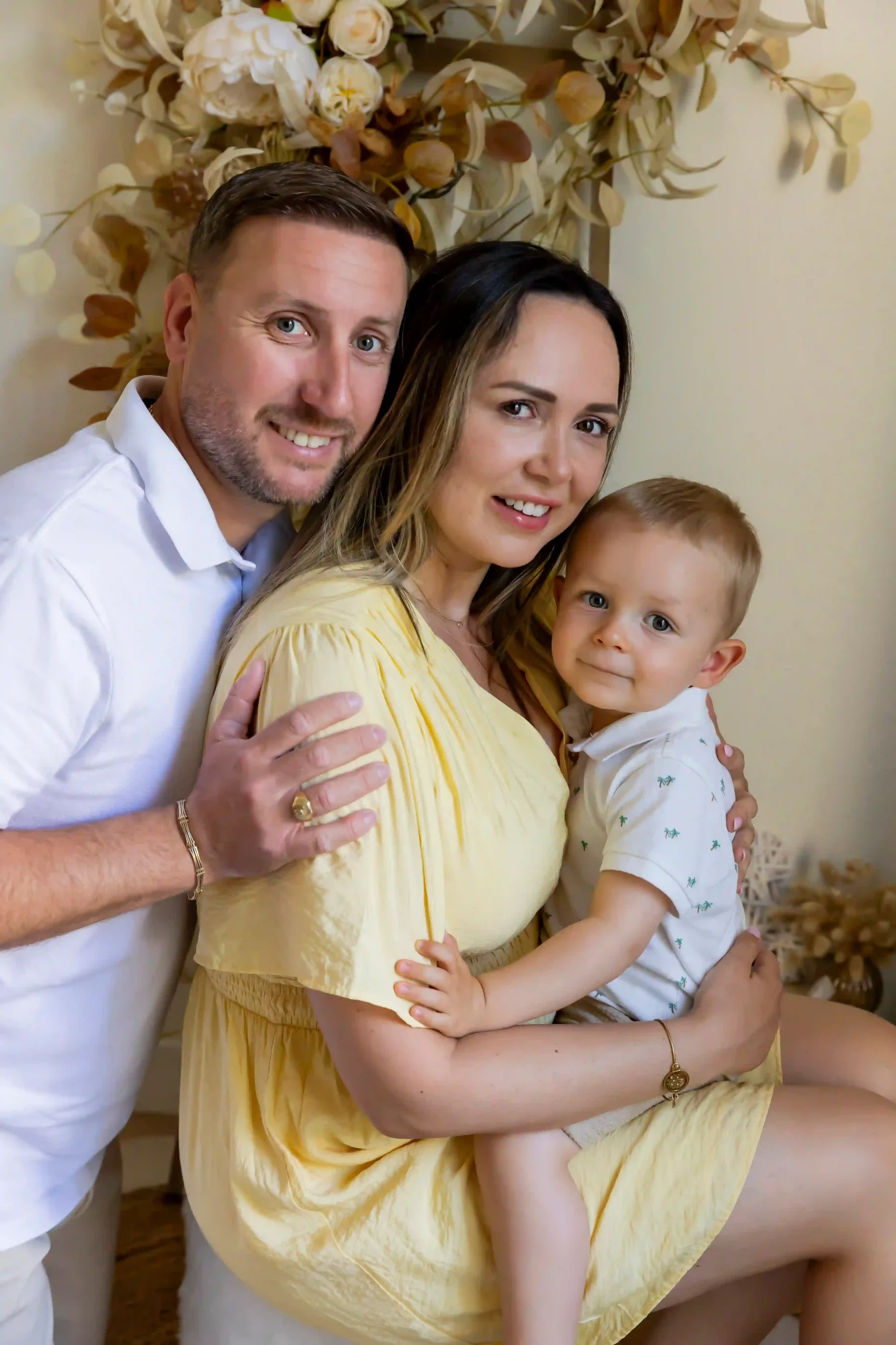 photo de famille, parents et leur fils